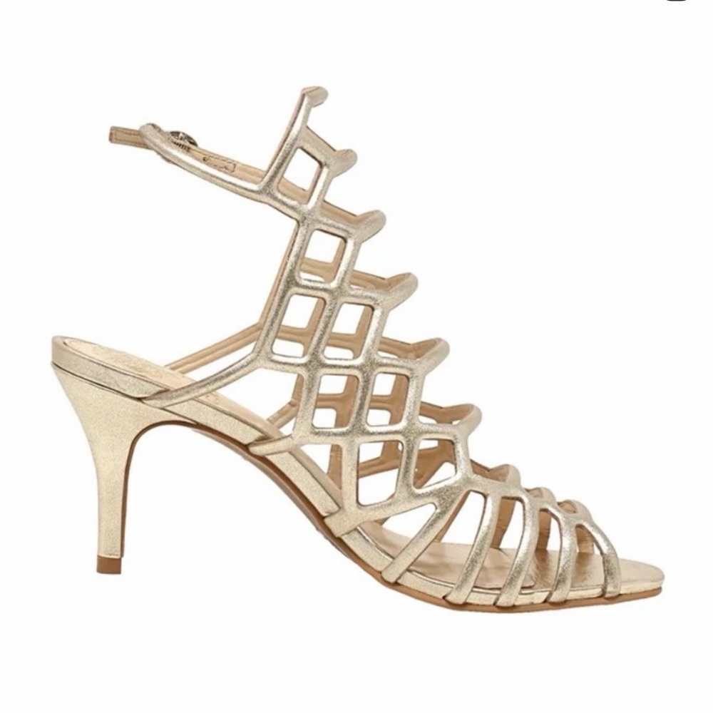 Vince Camuto Egyptian Gold Metallic Nappa 
Size 8.5M 
Style VC-Paxton